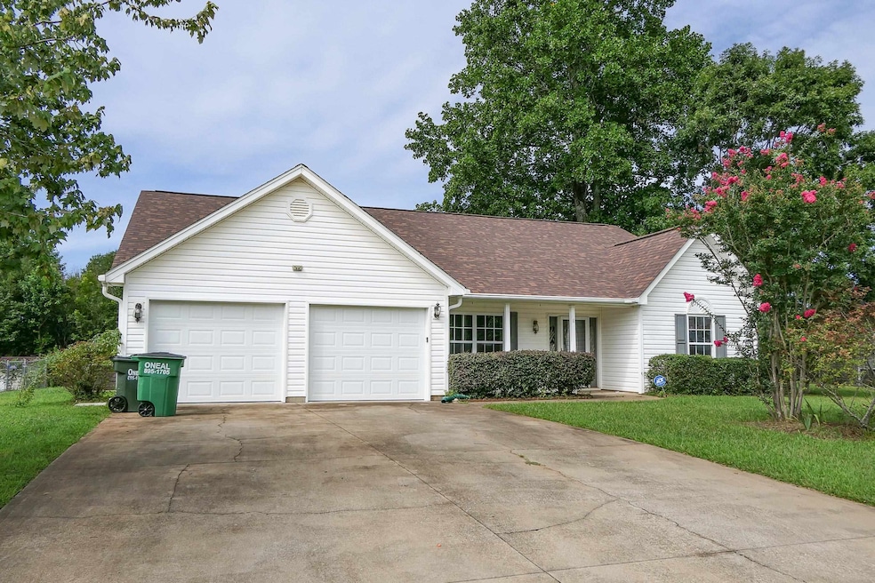 8 Natalie Ct, Greer, SC 29651 - photo 1