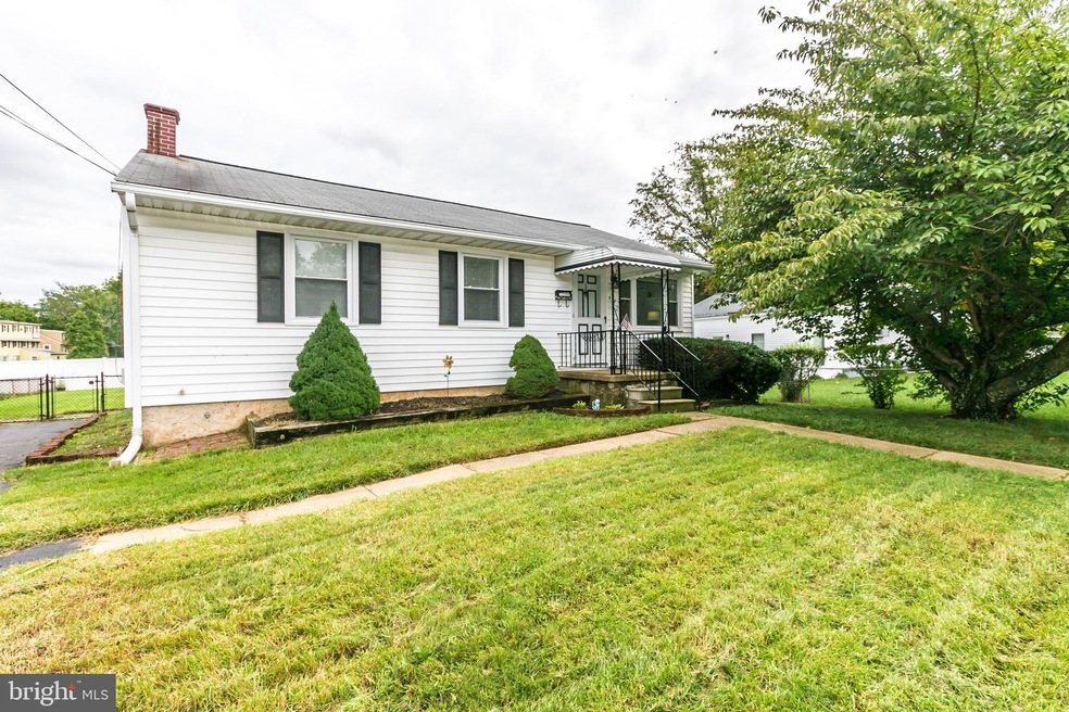 459 Kent Ave, Catonsville, MD 21228 - photo 1