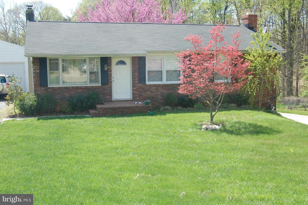 6376 Woodburn Ave, Elkridge, MD 21075 - photo 1