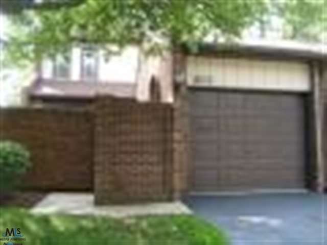 1183 Kirts Blvd unit A, Troy, MI 48084 - photo 1