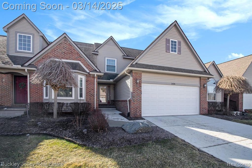Immaculate 2-Story Condo