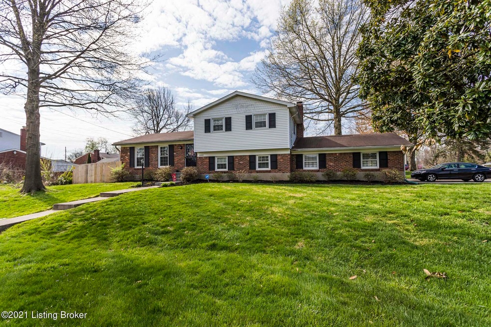 9200 Waltlee Rd, Louisville, KY 40291 - photo 1