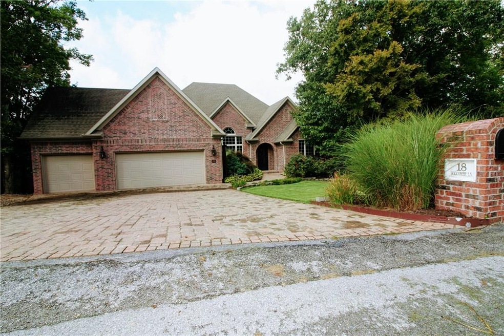 18 Holcombe Ln, Bella Vista, AR 72714 - photo 1