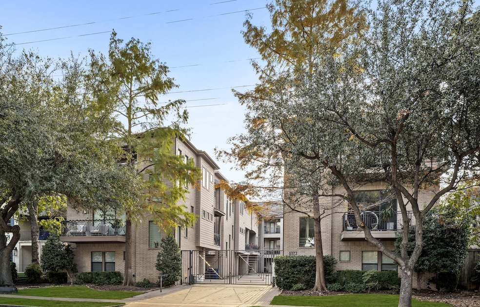 4023 Rawlins St unit 105, Dallas, TX 75219 - photo 1