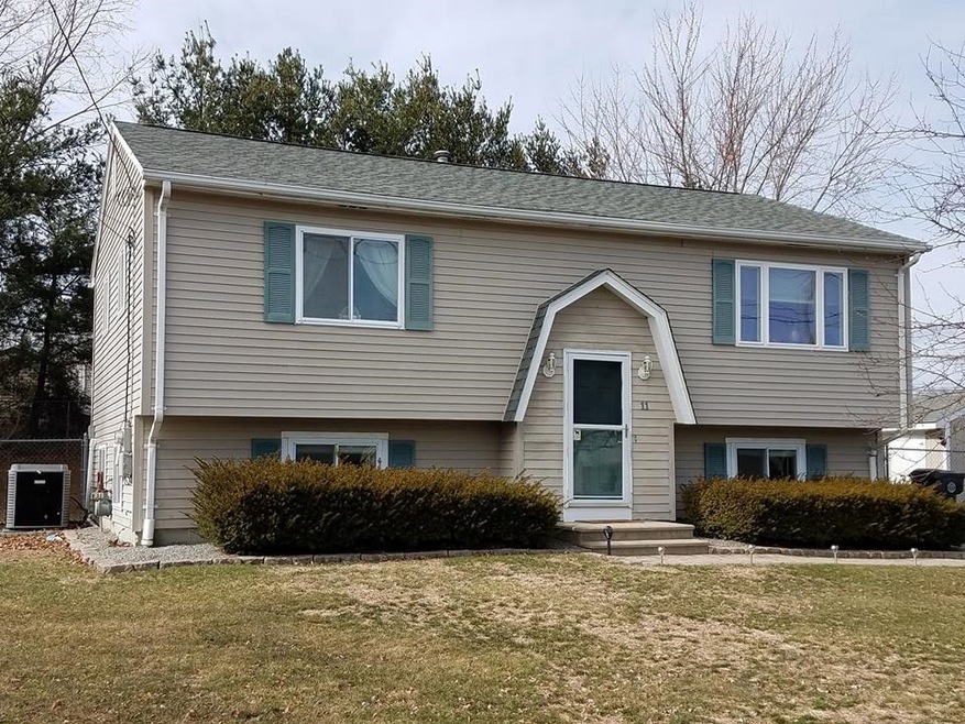 11 Longbow Dr, West Warwick, RI 02893 - photo 1