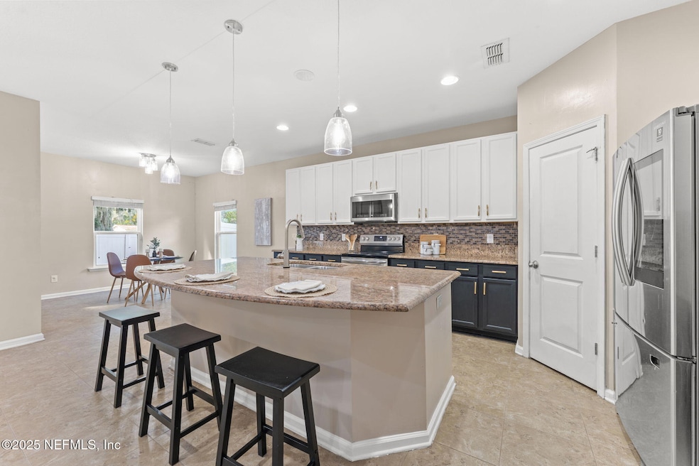 Under Contract $425,000 • Co-Listing Agent