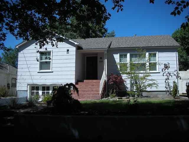 2227 Orchard Ave, Klamath Falls, OR 97601 - photo 1