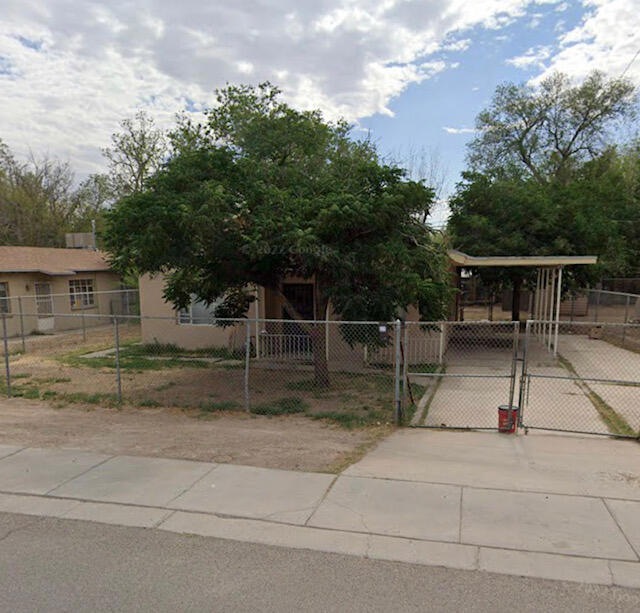 7525 Green Valley Place, El Paso, TX 79915 - photo 1