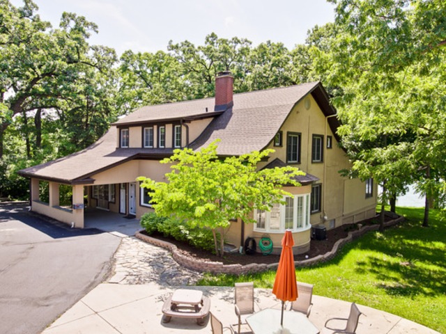 Main house over 4600+ sq. ft.