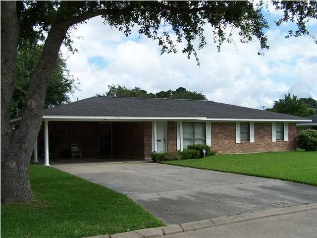 906 Roberta St, New Iberia, LA 70560 - photo 1