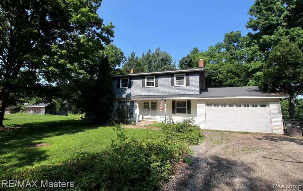 12040 Creek Rd, Carleton, MI 48117 - photo 1