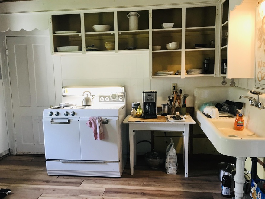 7 Elm St, Adams, MA 01220 - photo 1