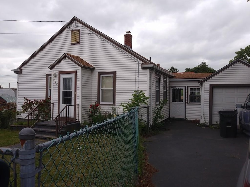 208 Walter St, Fall River, MA 02724 - photo 1