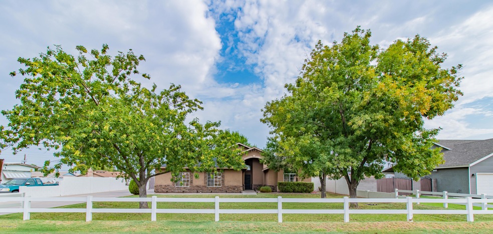5234 E Escondido Cir (1 of 65)