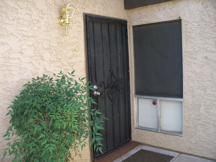 629 N Mesa Dr unit 4, Mesa, AZ 85201 - photo 1