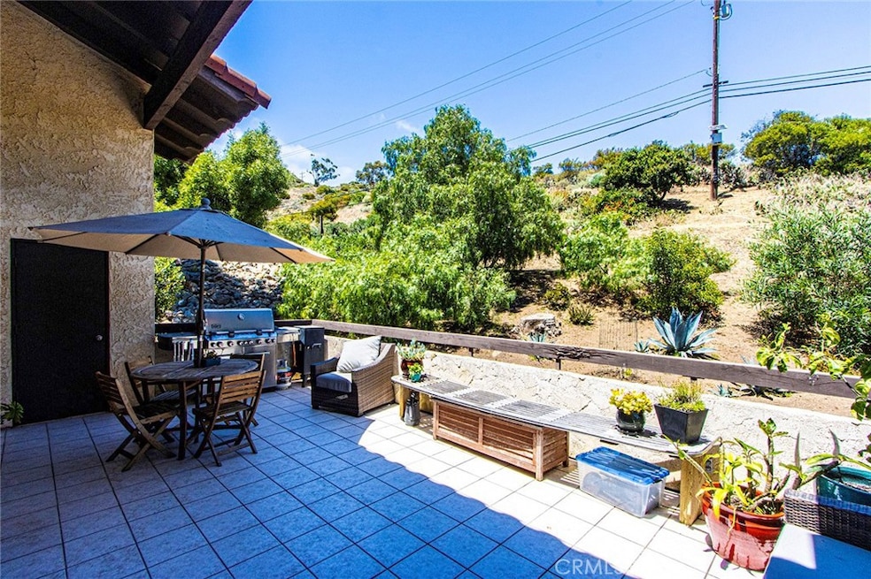 Sold $905,000 • Co-Listing Agent