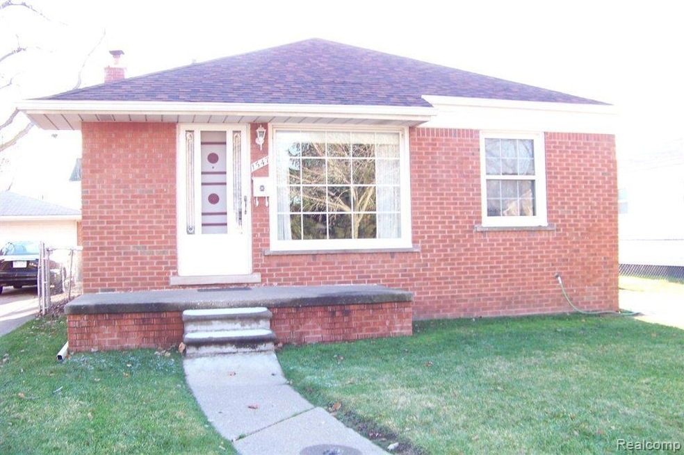 1547 Arlington 001.jpg