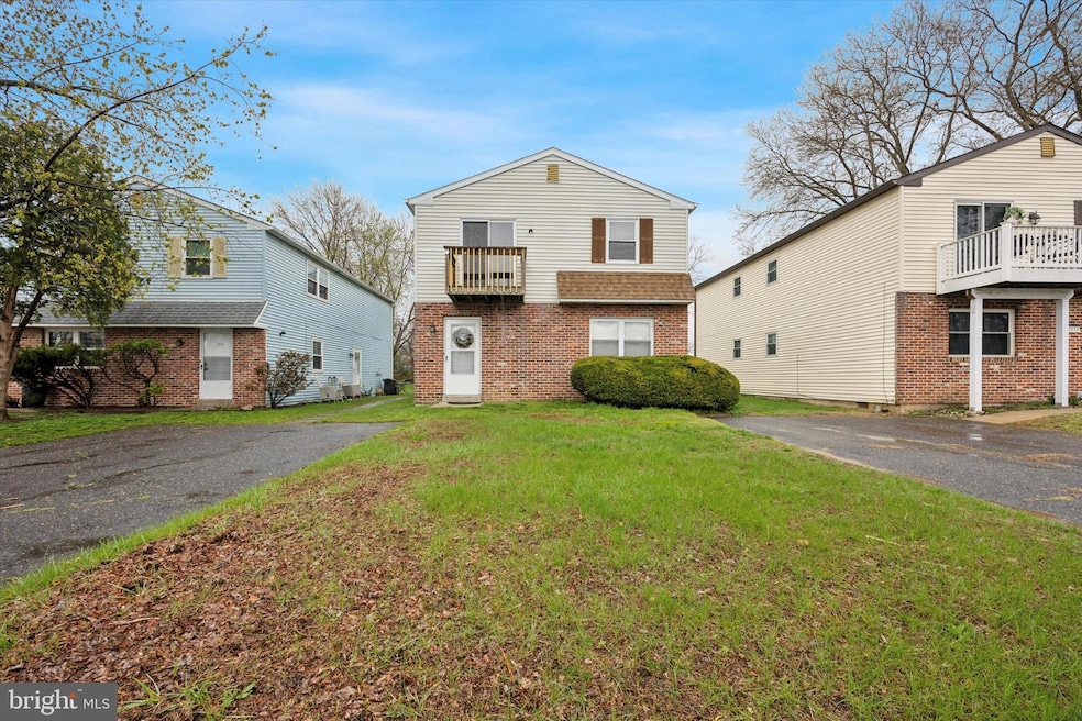 203 W 3rd St, Essington, PA 19029 - photo 1