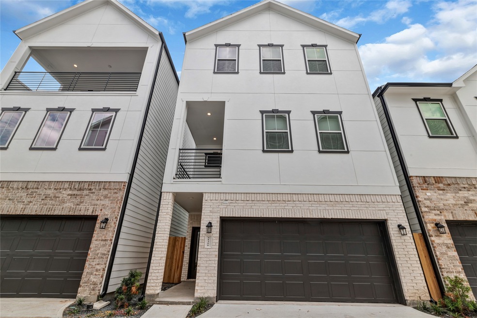 5434 Wheatley St unit B, Houston, TX 77091 - photo 1