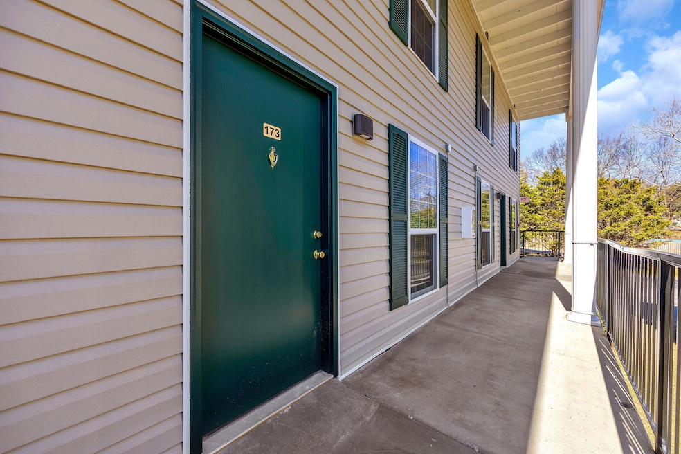 900 Mountain Creek Rd, Chattanooga, TN 37405 - photo 1