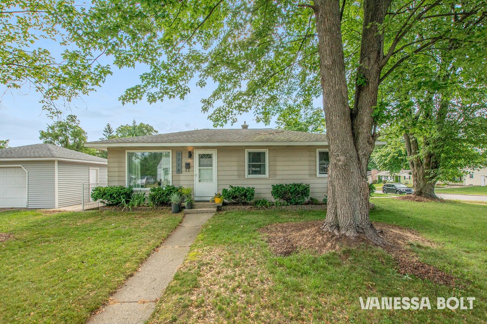 3716 Dunbar SW