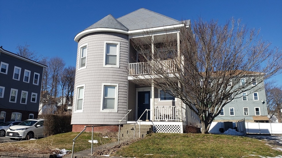 87 Hamilton St unit 3, Worcester, MA 01604 - photo 1