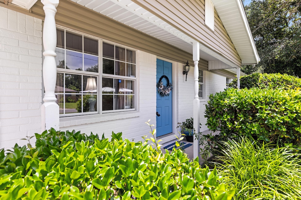 For Sale $309,999 • Co-Listing Agent