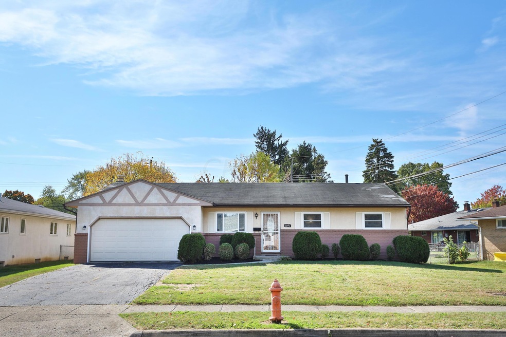 1091 Urban Dr, Columbus, OH 43229 - photo 1