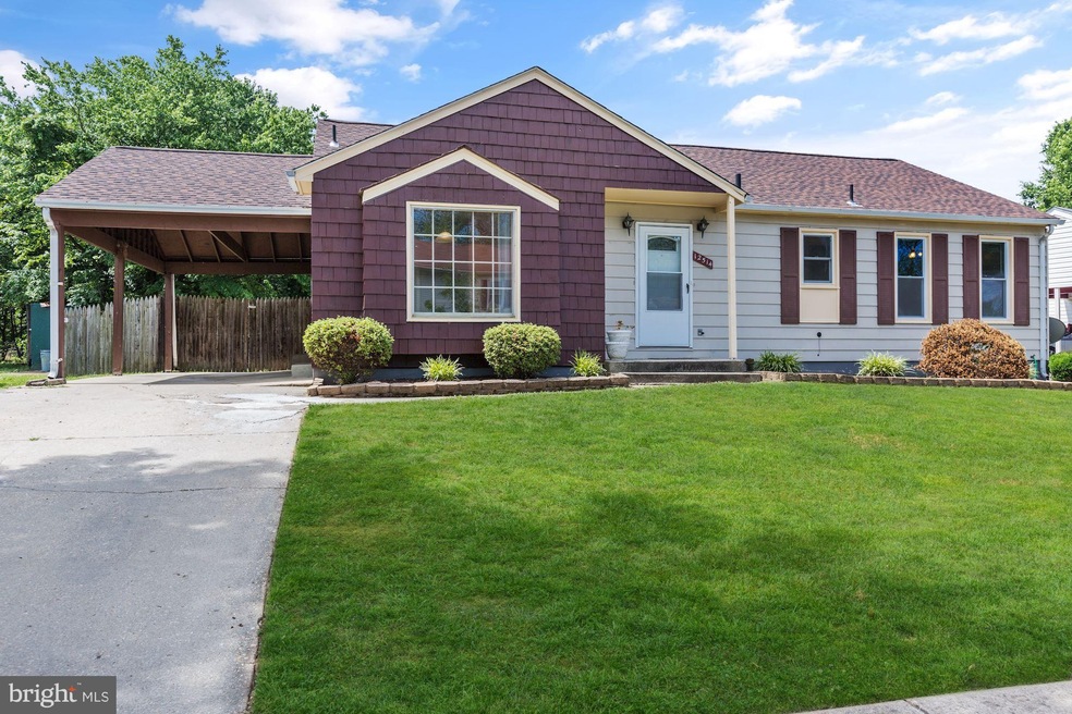 12514 Macduff Dr, Fort Washington, MD 20744 - photo 1