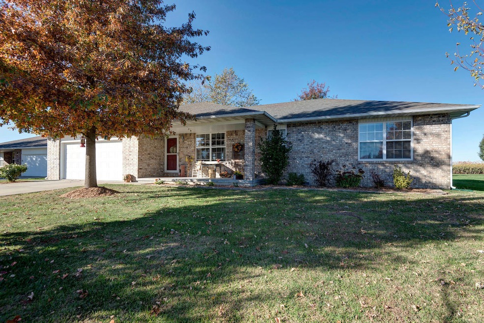 960 S Colony Ave, Bolivar, MO 65613 - photo 1