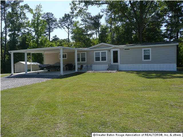 Front view of home