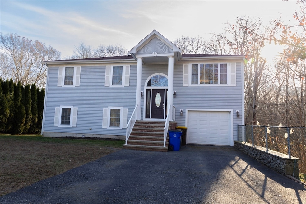 793 Montgomery St, Fall River, MA 02720 - photo 1