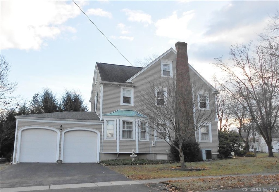 472 Wolcott Hill Rd is a Corner Lot with Driveway 