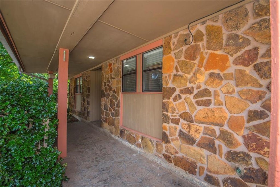 Covered front porch to welcome your family and gue