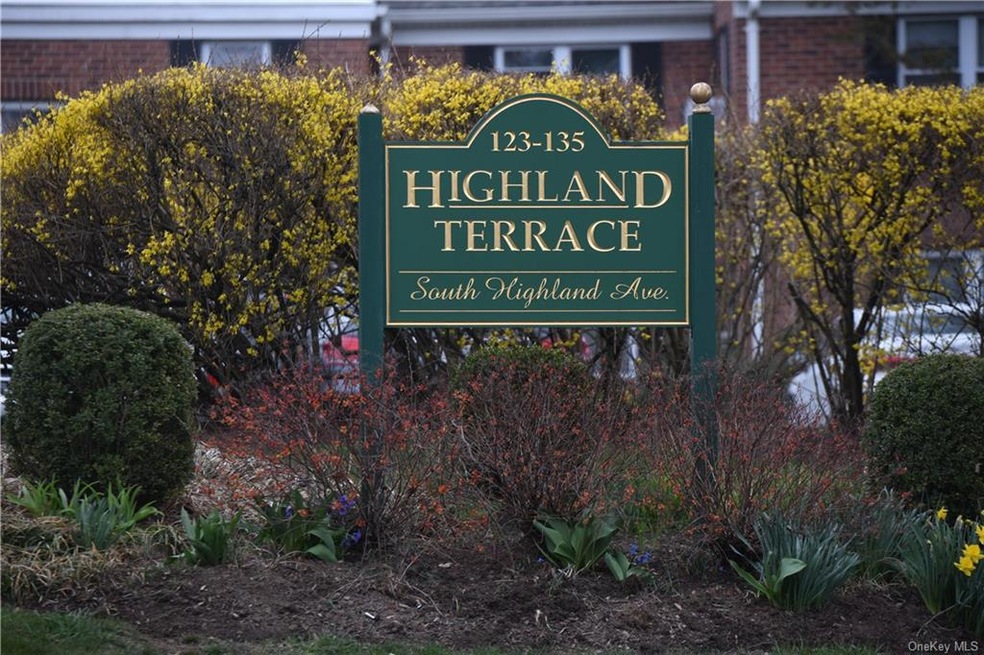 129 S Highland Ave unit C6, Ossining, NY 10562 - photo 1