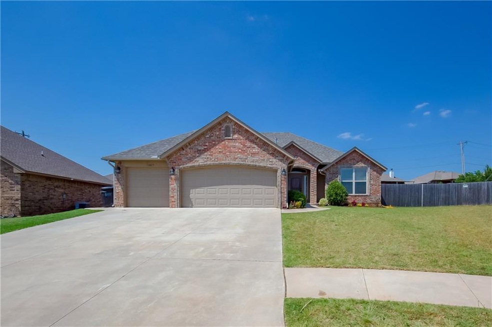 3 Car garage / Storm Shelter in Garage floor