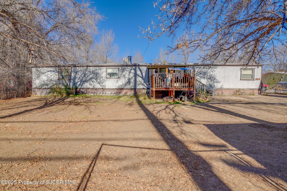 801 Rio Rd, Bloomfield, NM 87413 - photo 1