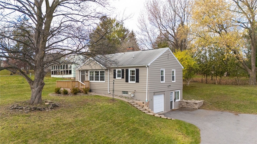 178 Parrish St, Canandaigua, NY 14424 - photo 1