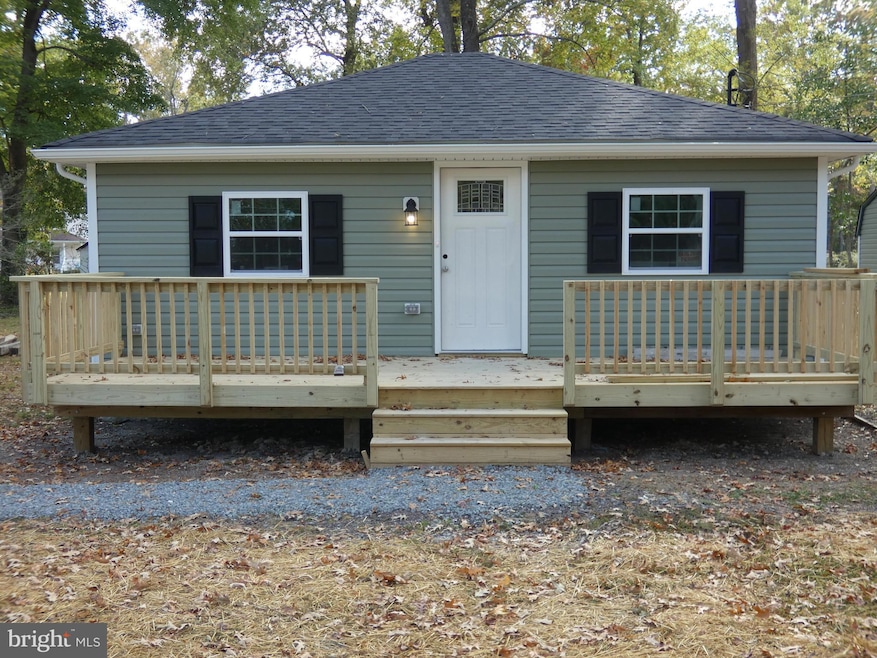 309 Monticello Dr, Colonial Beach, VA 22443 - photo 1