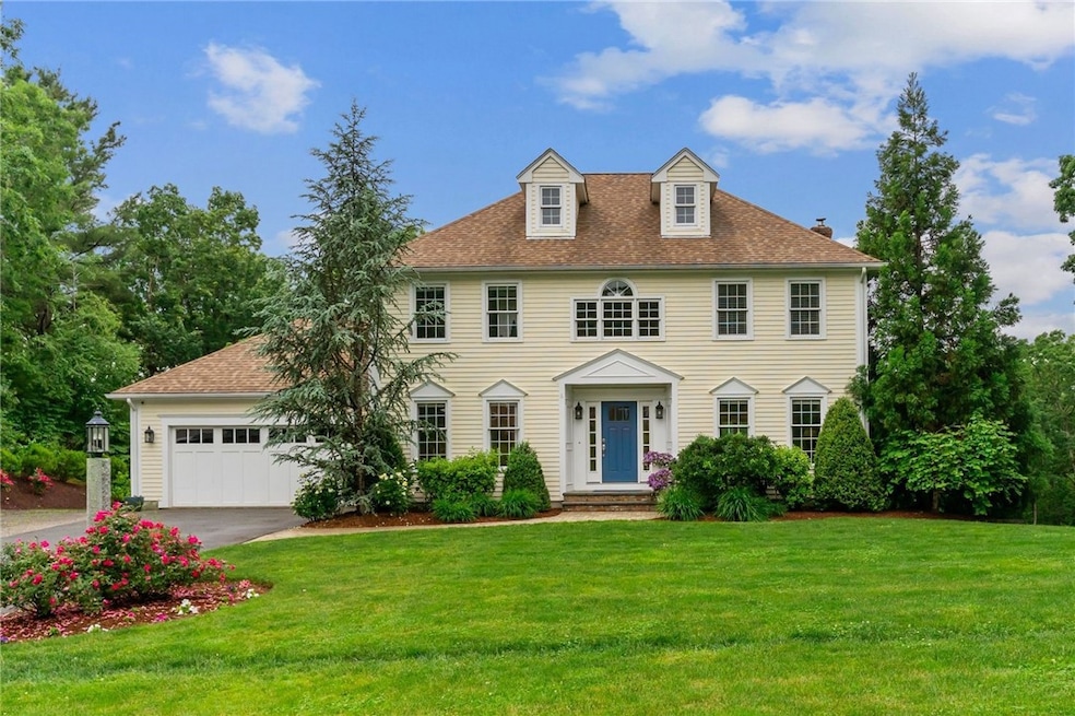 6 Jasons Grant Dr, Cumberland, RI 02864 - photo 1