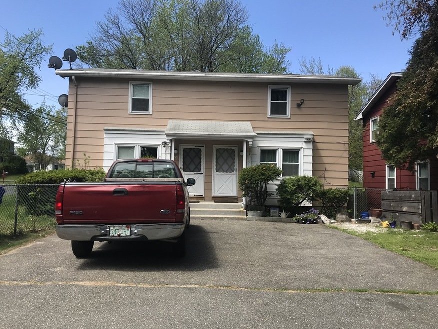 52-54 Albert St, Springfield, MA 01151 - photo 1