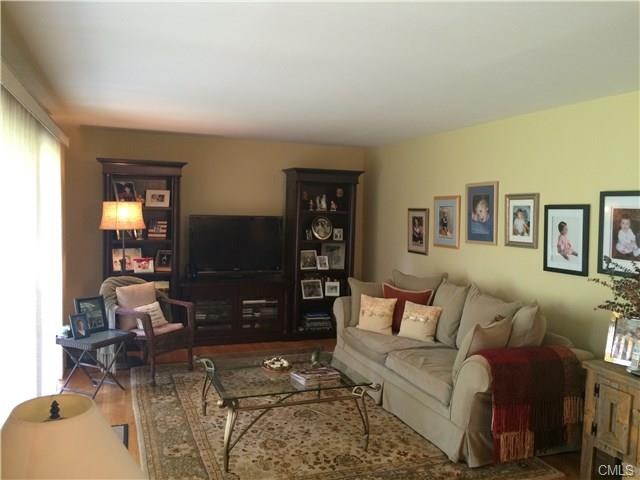 6 Stebbins Close unit 6, Ridgefield, CT 06877 - photo 1