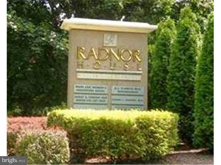 Radnor House unit 716, Bryn Mawr, PA 19010 - photo 1