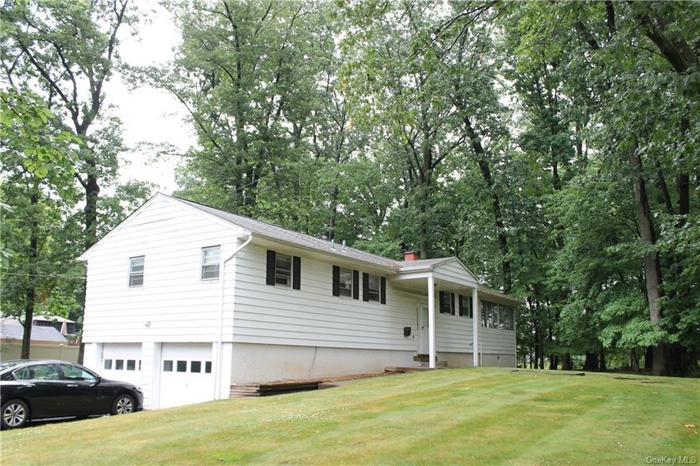 2 Bull Run, West Nyack, NY 10994 - photo 1