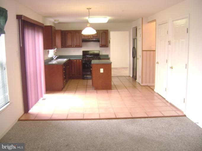 8515 Hillview Rd, Hyattsville, MD 20785 - photo 1