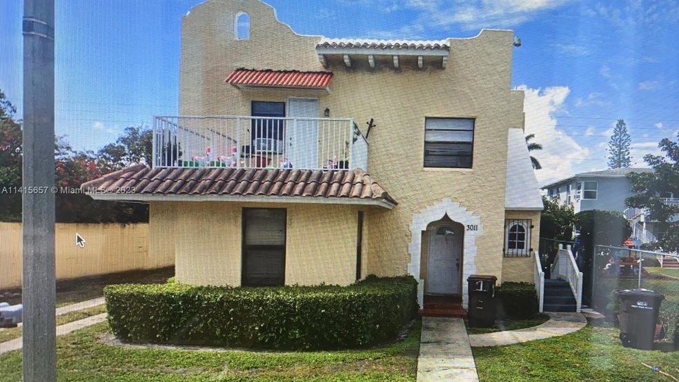 3011 Broadway unit 2, West Palm Beach, FL 33407 - photo 1
