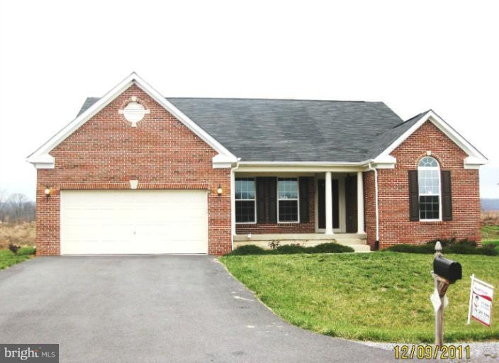 252 Doyle St, Gerrardstown, WV 25420 - photo 1