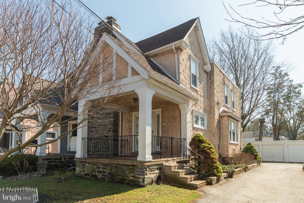 208 W Plumstead Ave, Lansdowne, PA 19050 - photo 1