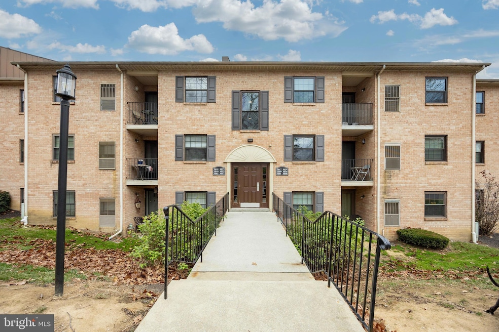 3015 Valley Dr unit 3015, West Chester, PA 19382 - photo 1