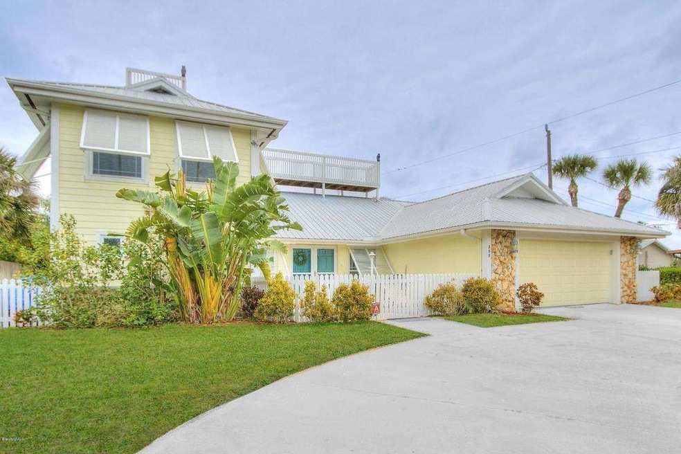 05-Harbor-Drive-exteriors